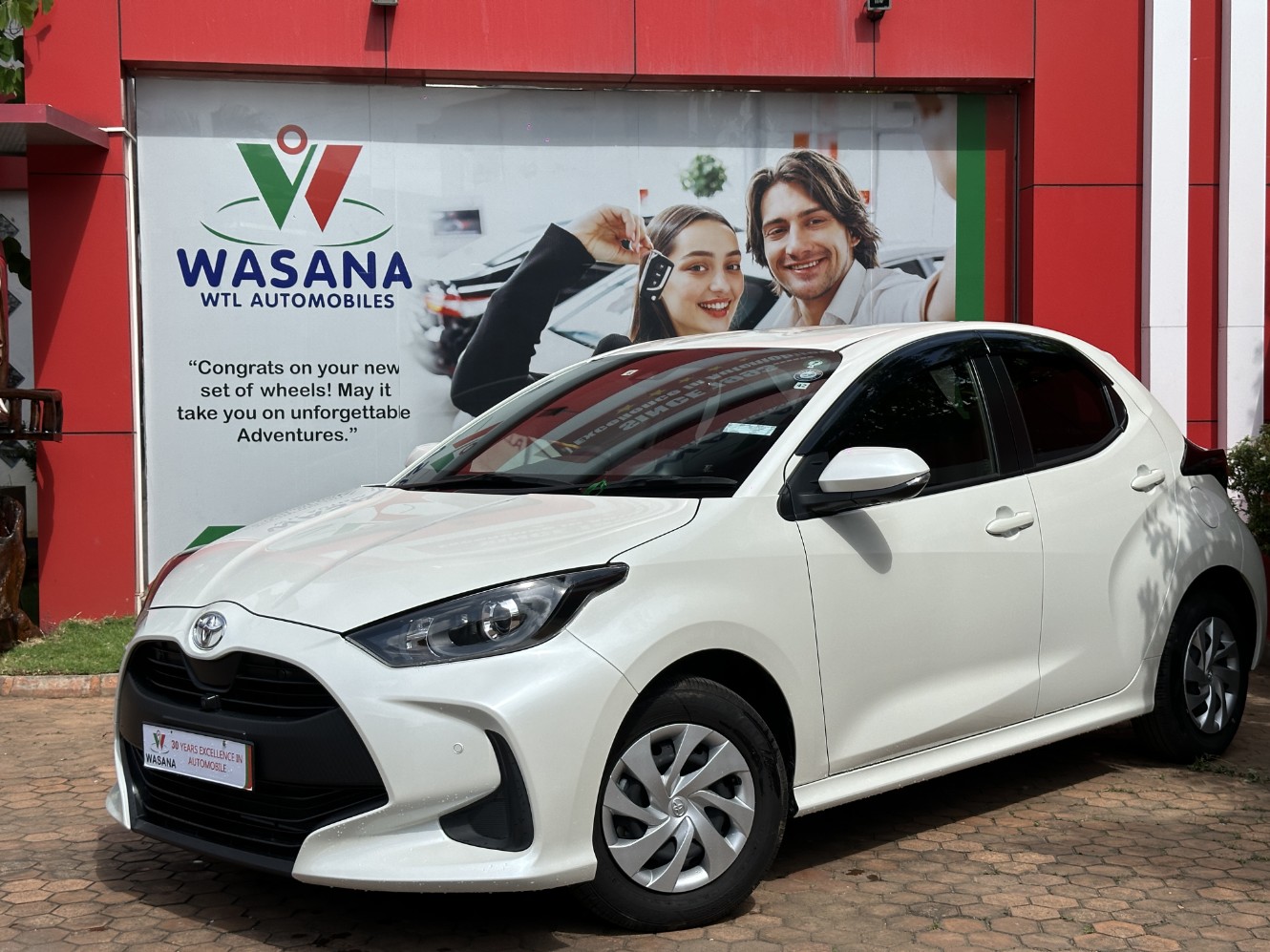 TOYOTA YARIS X