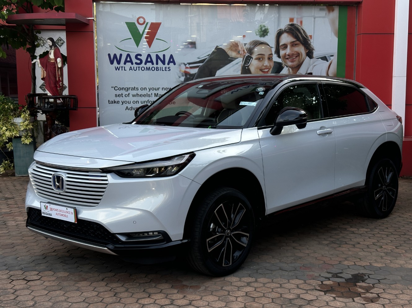 HONDA VEZEL Z PLAY